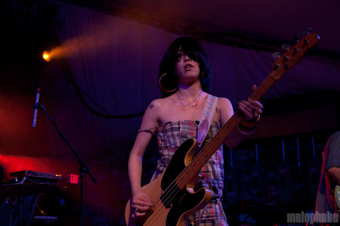 Yuck at Stubbs Bar-B-Q, March 16, 2011. Photo by Chris Barth and John Beardsley.
