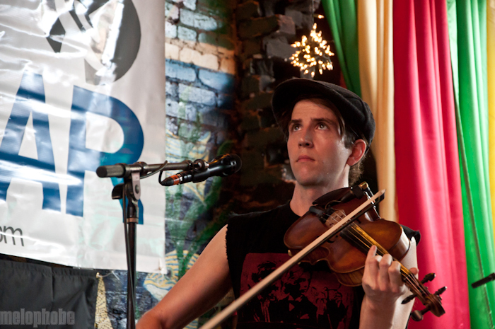 Owen Pallett at Flamingo Cantina, March 18, 2011. Photo by Chris Barth.