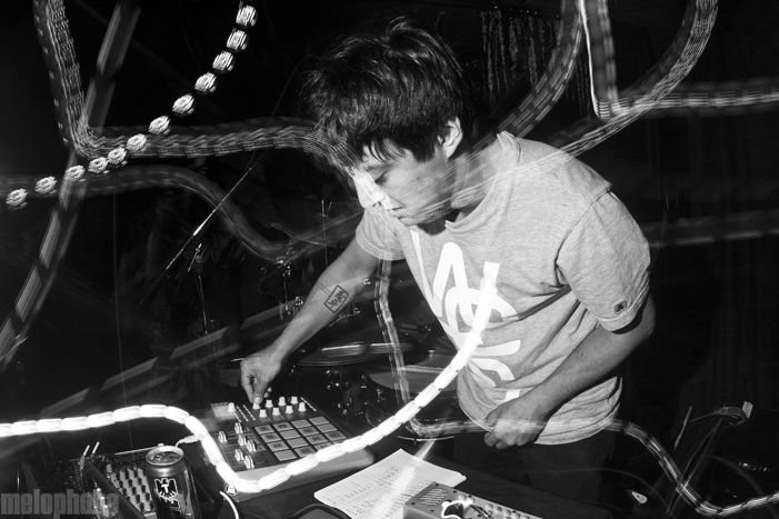 Shigeto at Crown Room, April 1, 2010. Photo by Lymay Iwasaki.