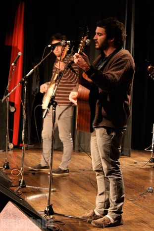 Sun Country, April 2, 2011. Photo by Danielle Fowler.
