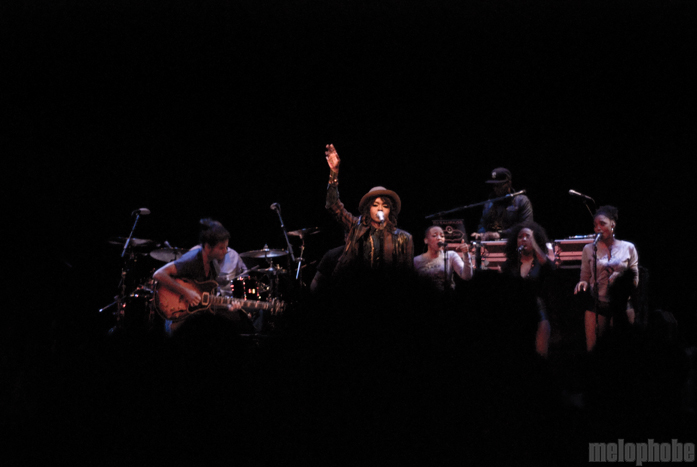 Lauryn Hill at Arlene Schnitzer Concert Hall, April 9, 2011. Photo by Colin McLaughlin.