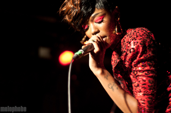 Dominique Young Unique at Mercury Lounge, May 4, 2011. Photo by Chris Barth.