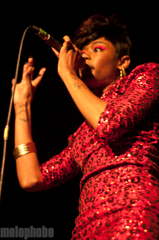 Dominique Young Unique at Mercury Lounge, May 4, 2011. Photo by Chris Barth.