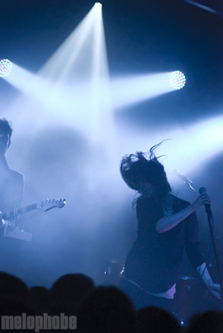 The Kills at Wonder Ballroom, May 10, 2011. Photo by Colin McLaughlin.