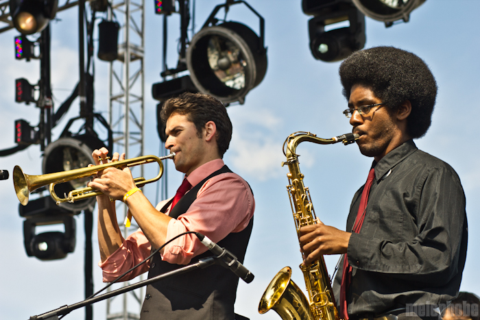 Aloe Blacc at Bigfoot Stage, May 28, 2011. Photo by Troy Dunham.