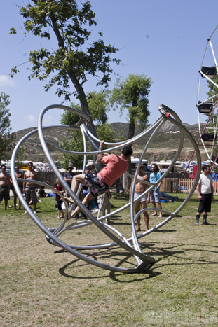 Lightning in a Bottle - Day Two at Oak Canyon Ranch, May 28, 2011. Photo by Lymay Iwasaki.