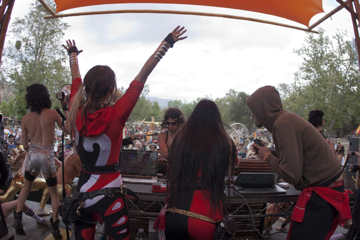 Pussymonster at Oak Canyon Ranch, May 29, 2011. Photo by Lymay Iwasaki.