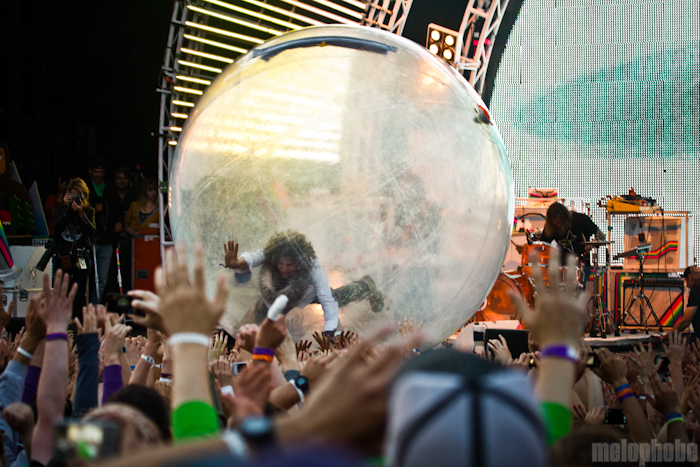 The Flaming Lips at Main Stage, May 29, 2011. Photo by Troy Dunham.