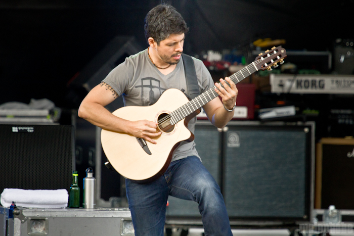 Rodrigo y Gabriela at Main Stage, May 30, 2011. Photo by Troy Dunham.