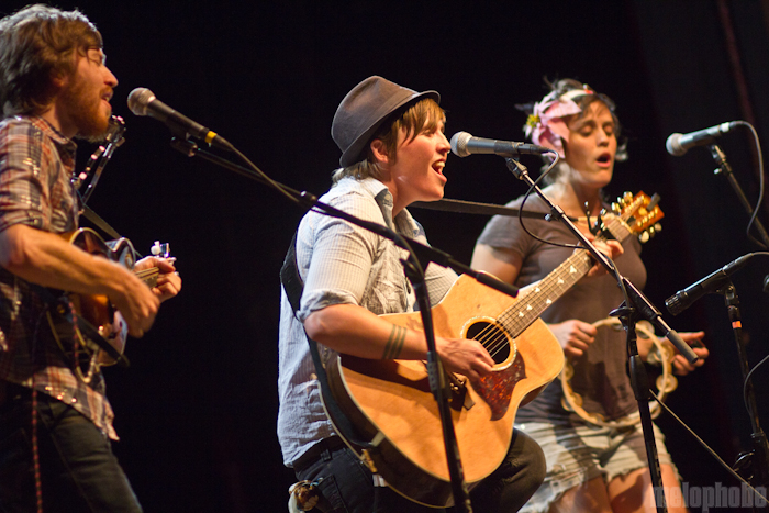 The Mountain Goats + Midtown Dickens - Aladdin Theater. Photo by Troy Dunham.