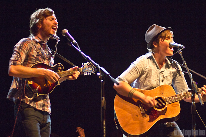The Mountain Goats + Midtown Dickens - Aladdin Theater. Photo by Troy Dunham.