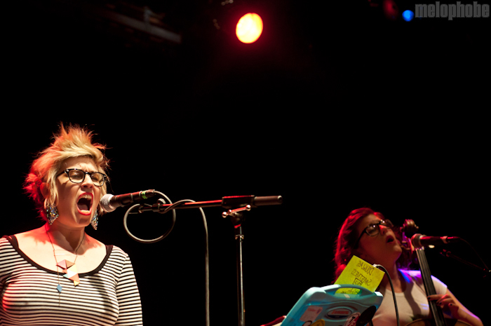 Pearl and the Beard at MHOW, July 7, 2011. Photo by Chris Barth.