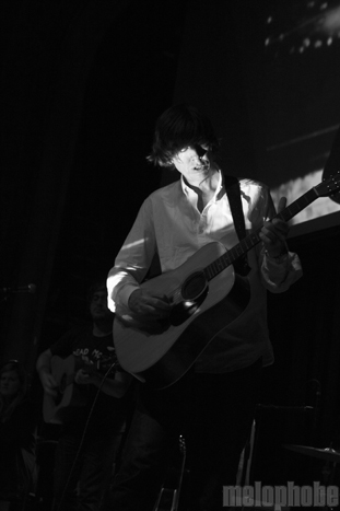 Thurston Moore at Aladdin Theater, July 23, 2011. Photo by Lymay Iwasaki.