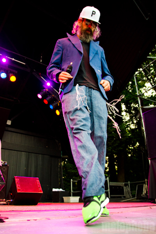 Matisyahu at Oregon Zoo, July 28, 2011. Photo by Logan Westom.
