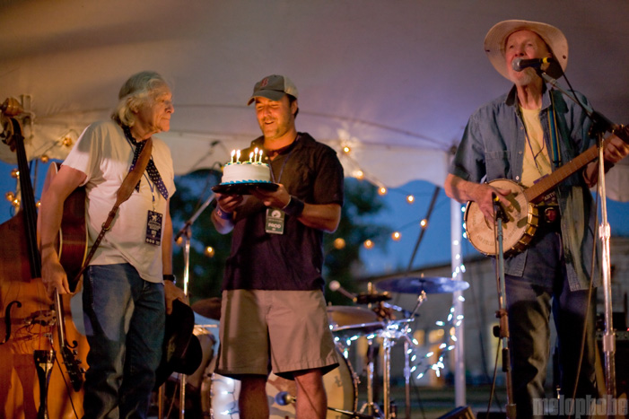 Newport Folk Festival Backstage Benefit, July 30, 2011. Photo by Boston Concert Photography.