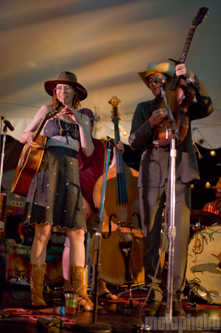 Newport Folk Festival Backstage Benefit, July 30, 2011. Photo by Boston Concert Photography.
