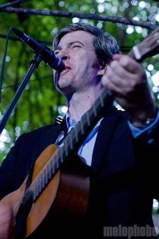 Bill Callahan at Pendarvis Farm, August 5, 2011. Photo by Carrie Johnston and Ian McNeil.