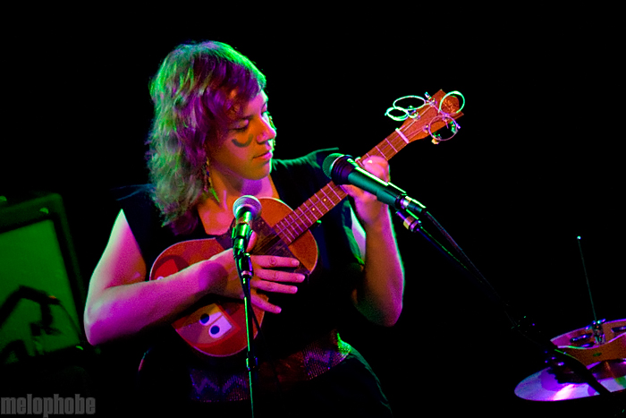 tUnE-yArDs at Paradise Rock Club, September 21, 2011. Photo by Beth Freeman Doreian and Michael Zonenashvili.