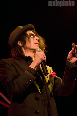 Peter Wolf at Somerville Theatre, October 20, 2011. Photo by Ian Doreian.