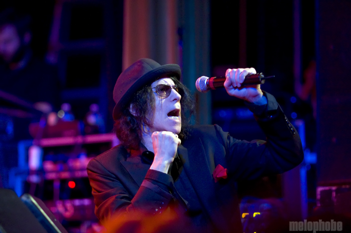 Peter Wolf at Somerville Theatre, October 20, 2011. Photo by Ian Doreian.