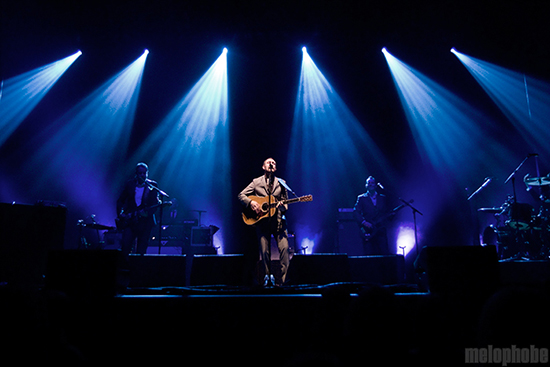 David Gray at Paramount Theatre, November 5, 2009. Photo by Jared Froiland and Katie Lomax.