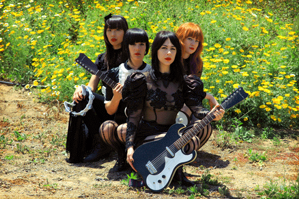 Dum Dum Girls